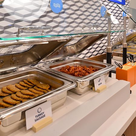 Holiday Inn Express Philadelphia Airport By Ihg Essington Ngoại thất bức ảnh