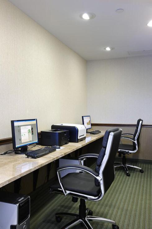 Holiday Inn Express Philadelphia Airport By Ihg Essington Ngoại thất bức ảnh